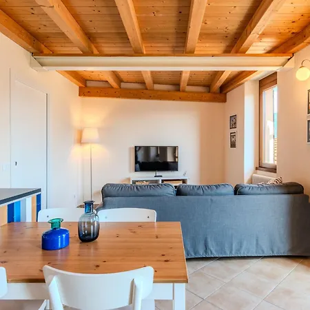 La Terza Casa By Interhome